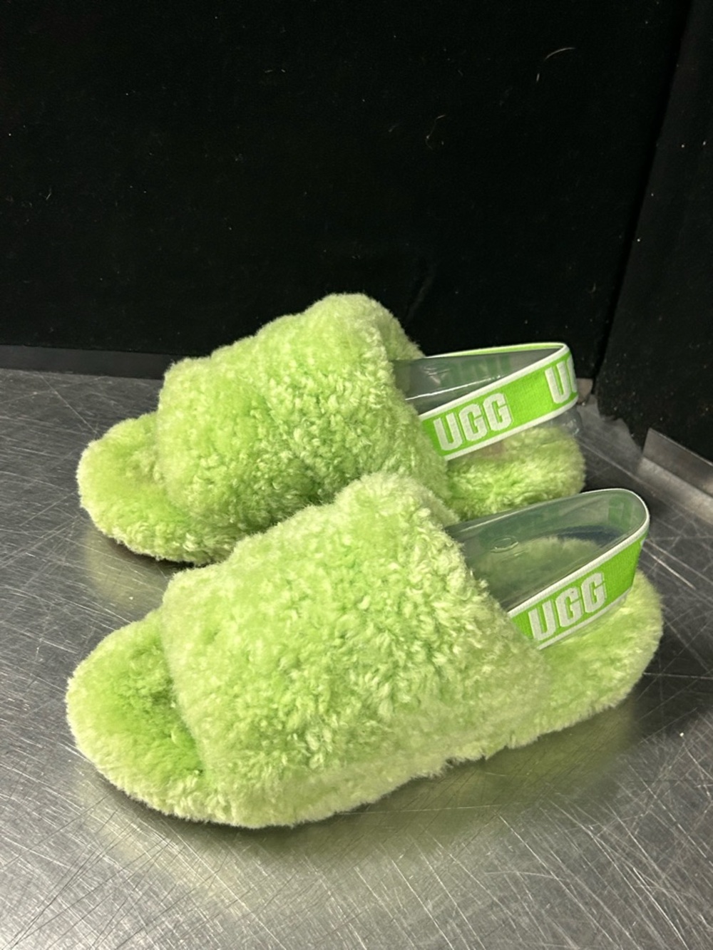 Ugg Oh Yea Fluff Sipper Size 7 Women